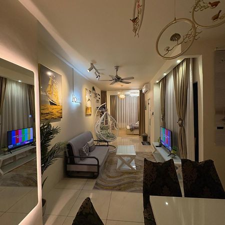 Thirteen Residence Tr06 @ Itcc Manhattan Suites Kota Kinabalu Buitenkant foto