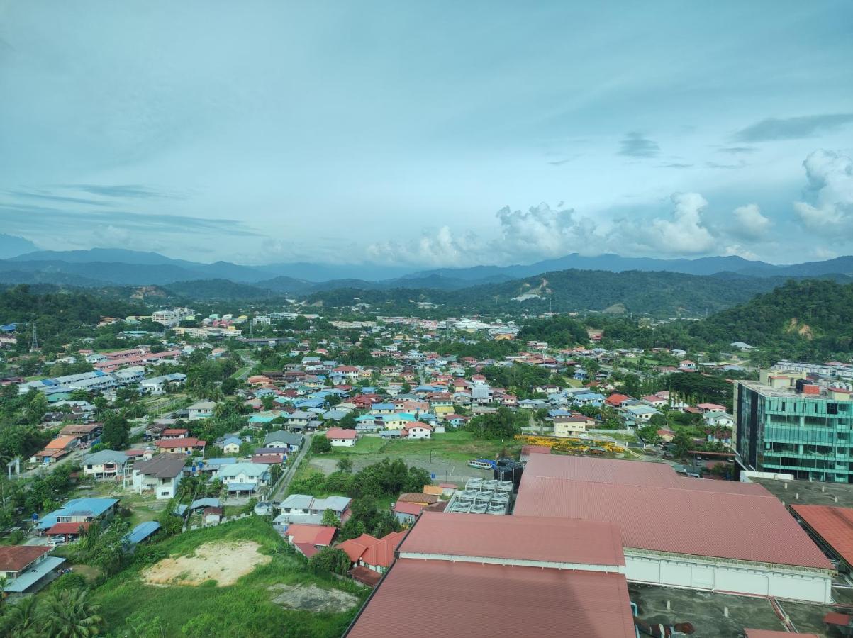 Thirteen Residence Tr06 @ Itcc Manhattan Suites Kota Kinabalu Buitenkant foto